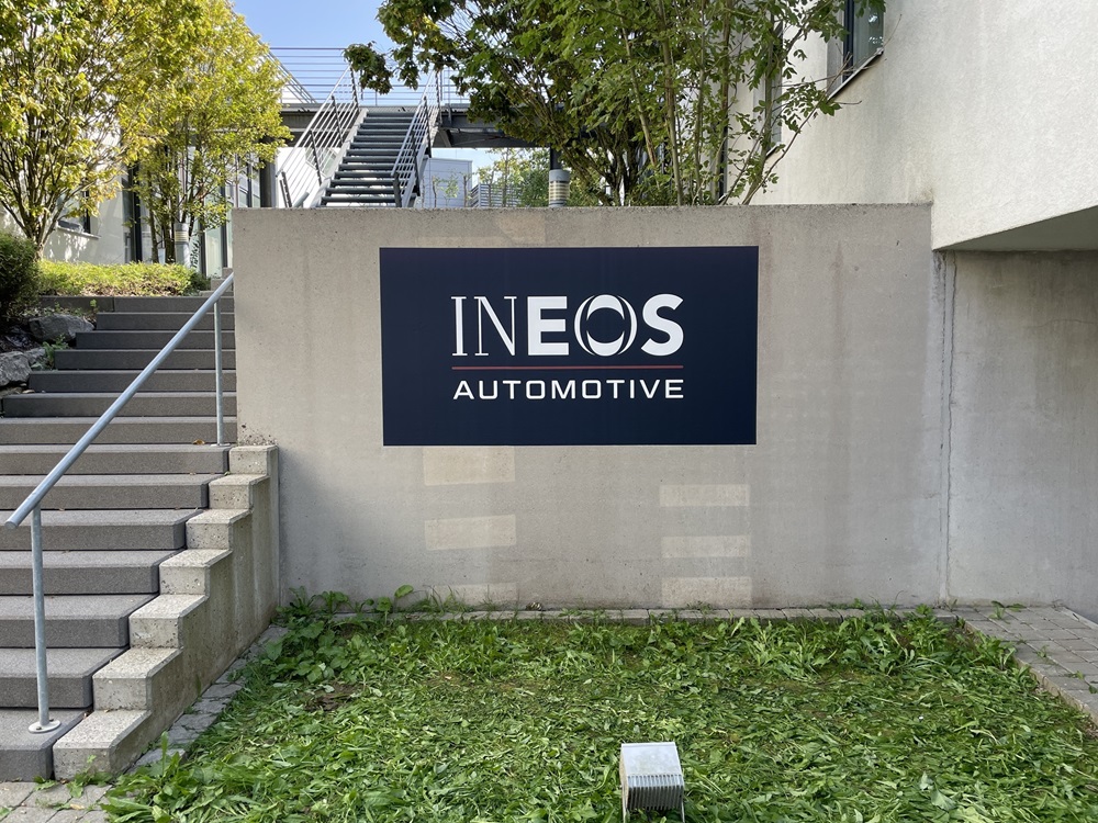 Wanddruck auf Beton im Aussenbereich